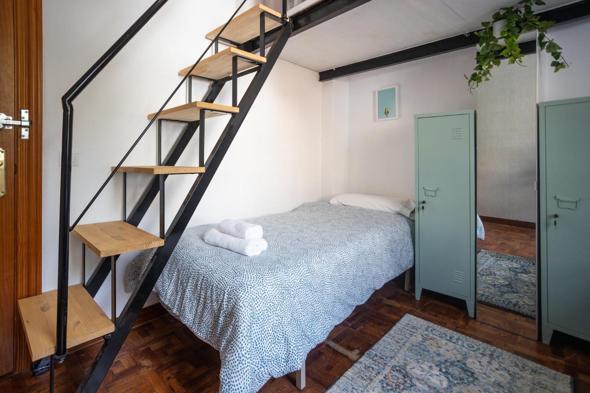 Naim Guest House Malaga Centro מראה חיצוני תמונה