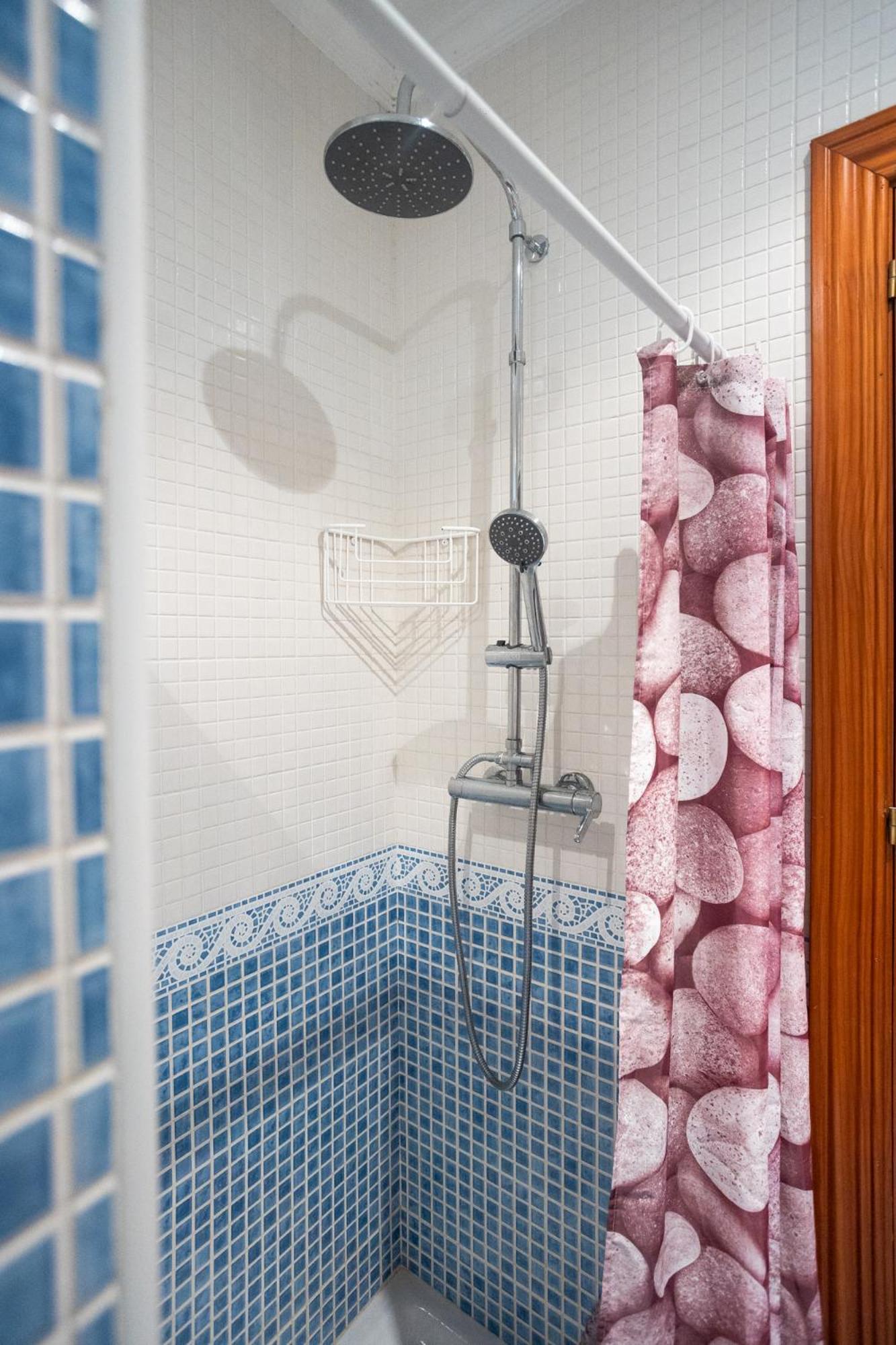 Naim Guest House Malaga Centro מראה חיצוני תמונה