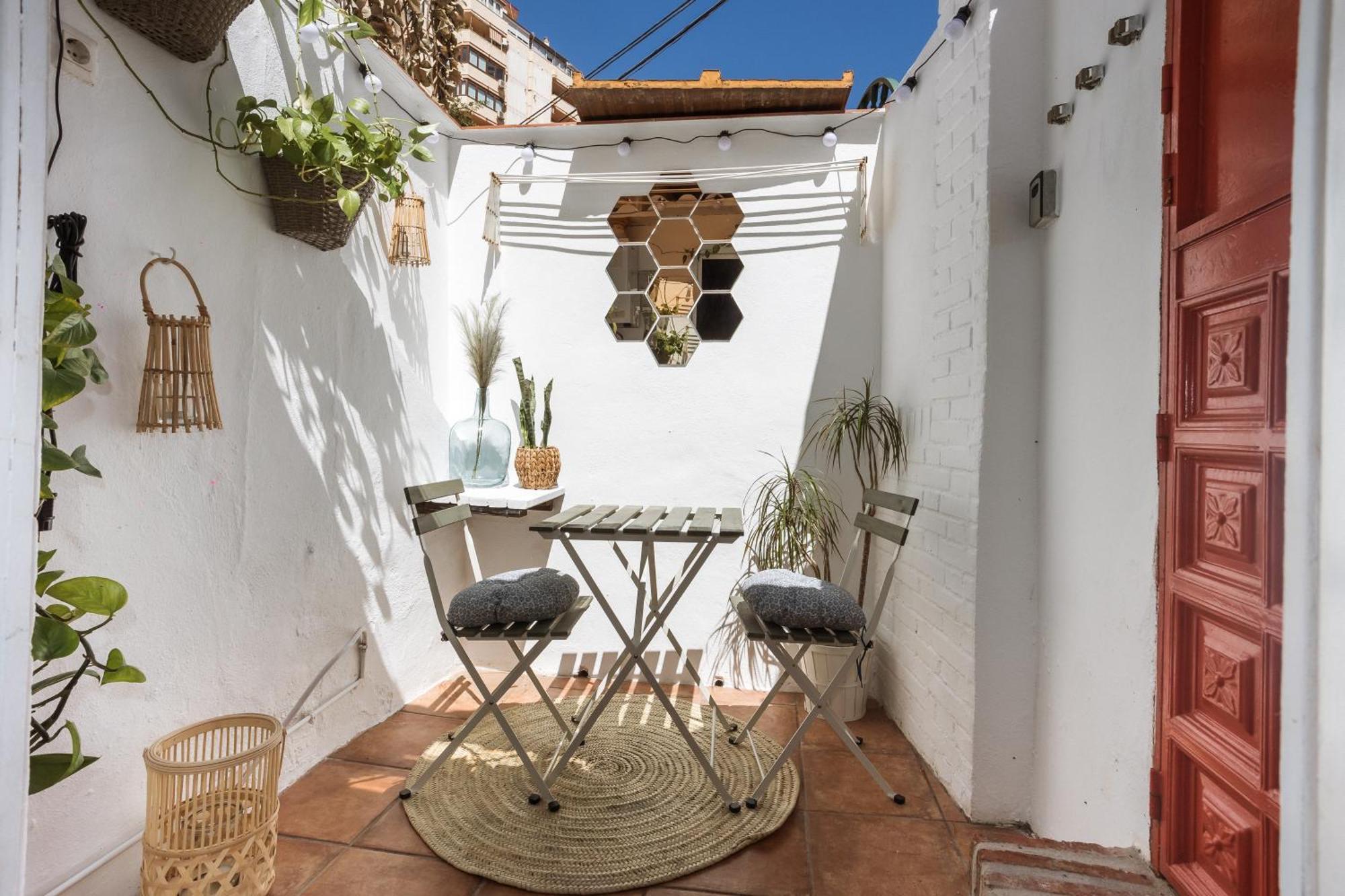 Naim Guest House Malaga Centro מראה חיצוני תמונה