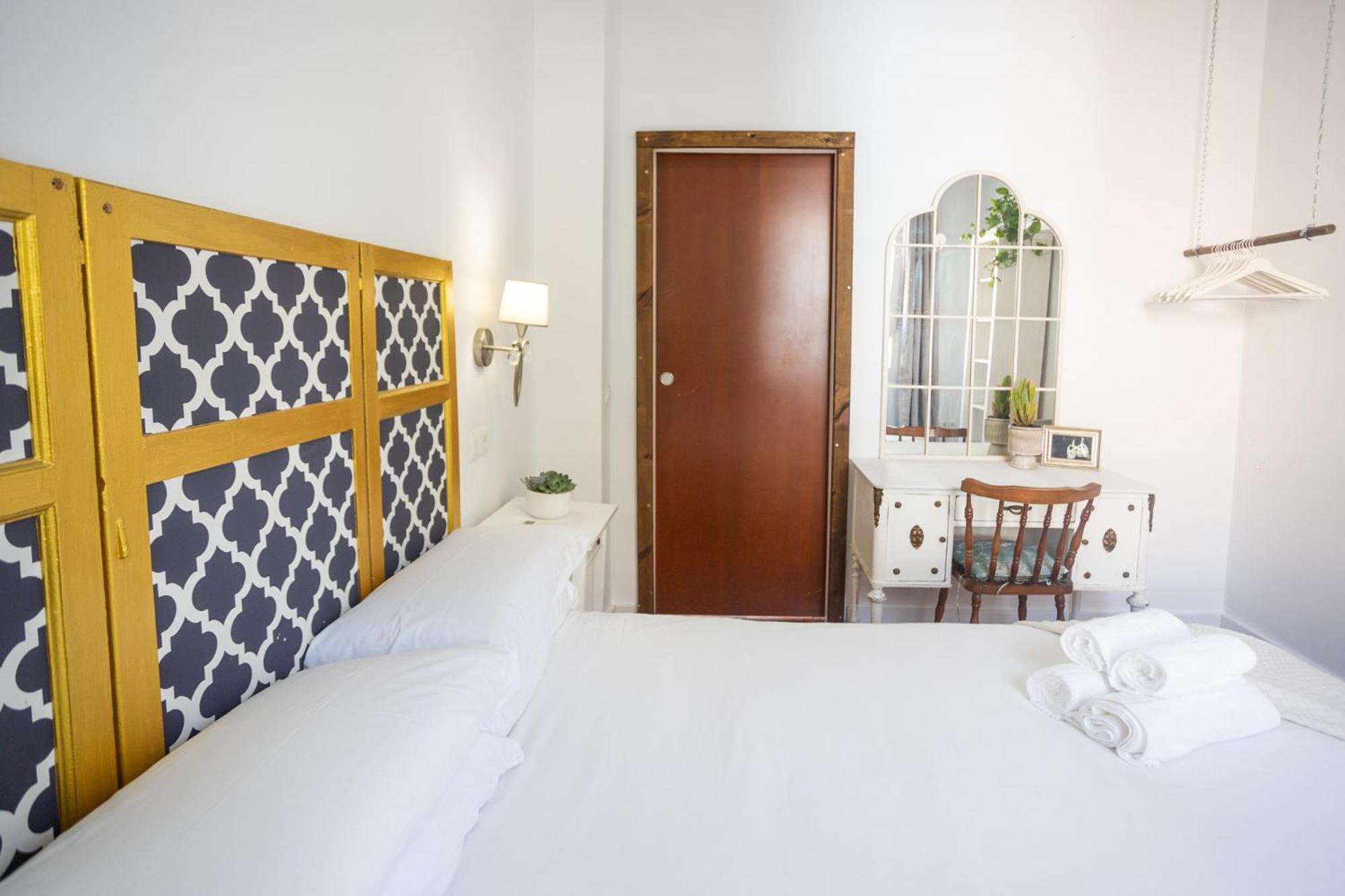 Naim Guest House Malaga Centro מראה חיצוני תמונה