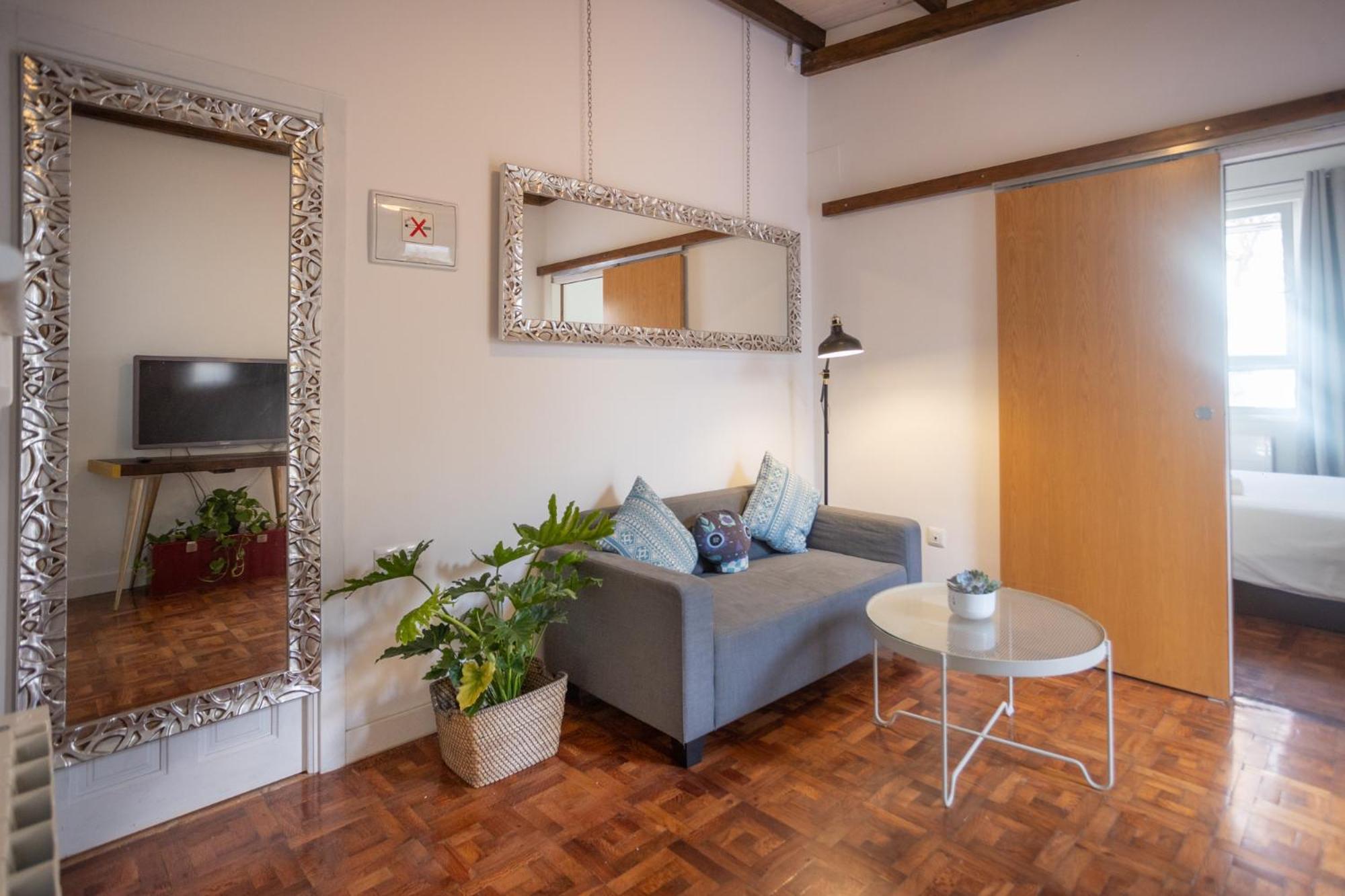 Naim Guest House Malaga Centro מראה חיצוני תמונה