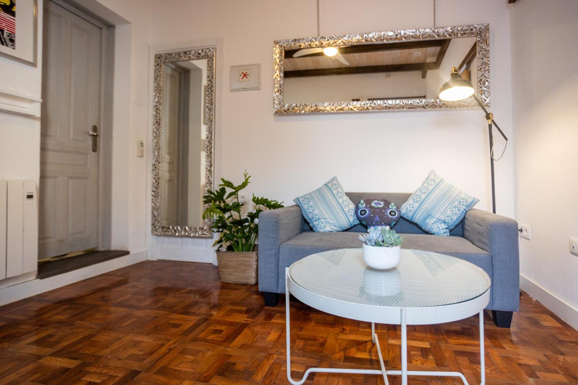 Naim Guest House Malaga Centro מראה חיצוני תמונה