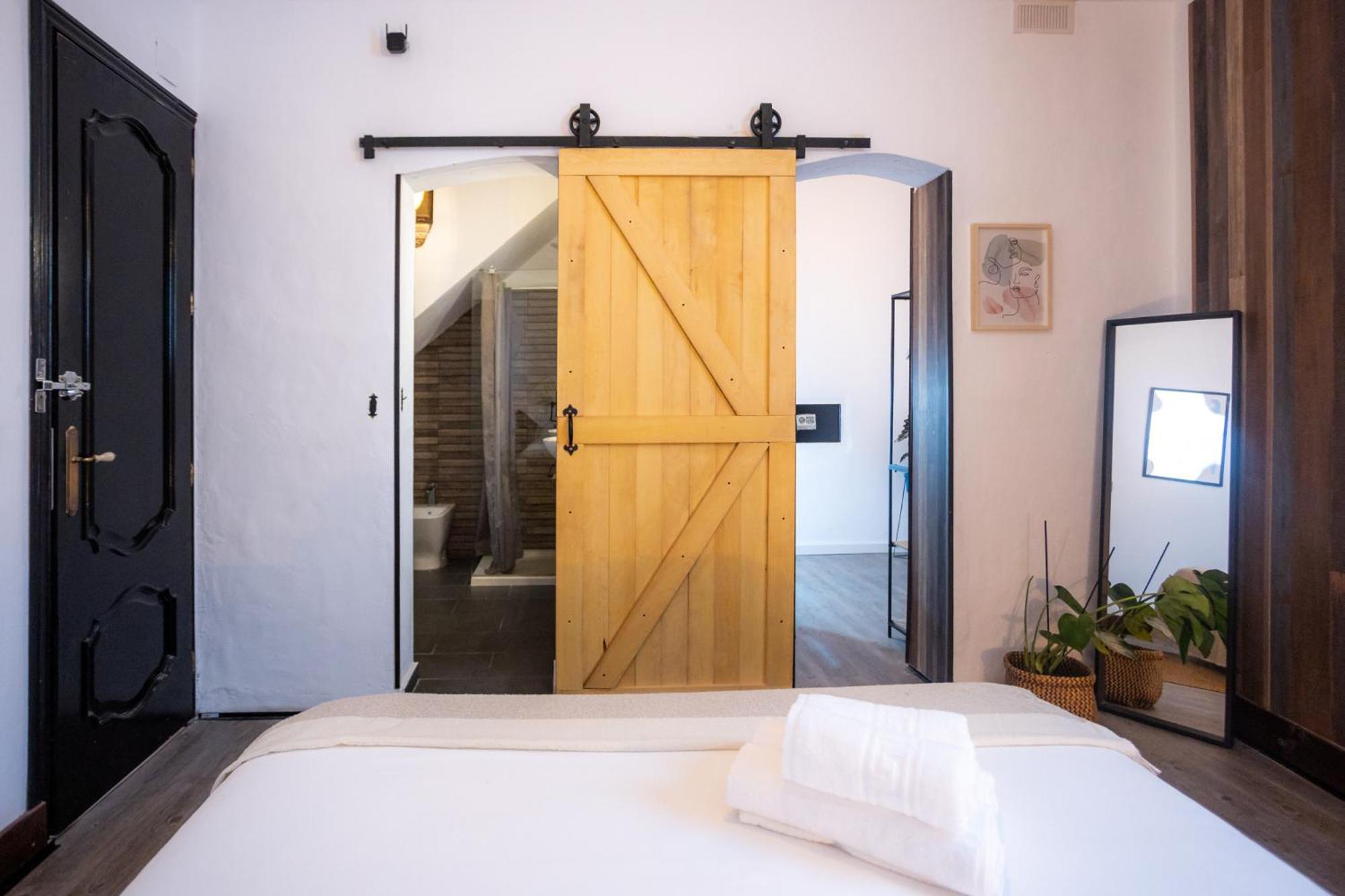 Naim Guest House Malaga Centro מראה חיצוני תמונה