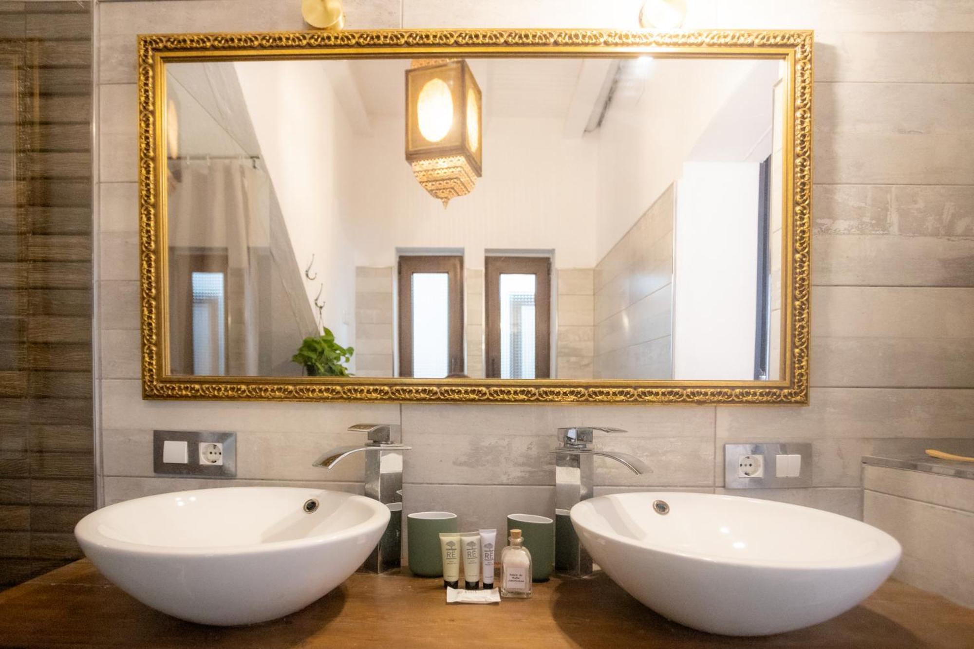 Naim Guest House Malaga Centro מראה חיצוני תמונה